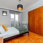 Four-bedroom Family In Managed - Location With Elevator & Two Bathrooms