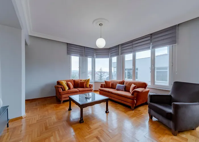 Apartment Four-bedroom Family In Managed - Location With Elevator & Two Bathrooms Istanbul