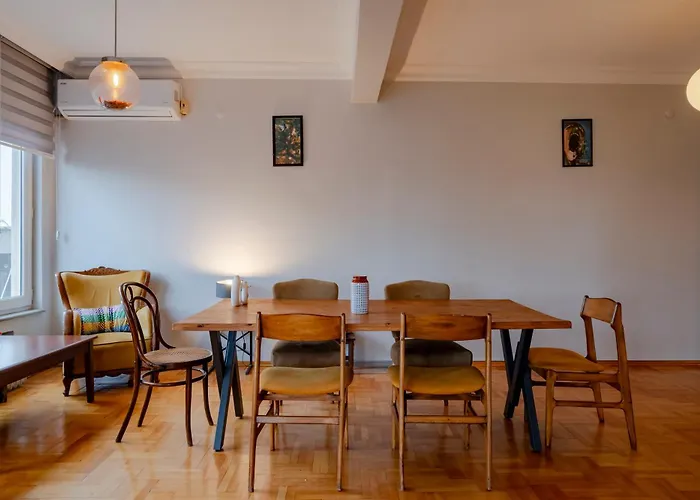 Apartment Four-bedroom Family In Managed - Location With Elevator & Two Bathrooms Istanbul