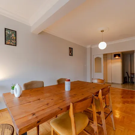 Four-bedroom Family In Managed - Location With Elevator & Two Bathrooms Apartmán Istanbulská provincie