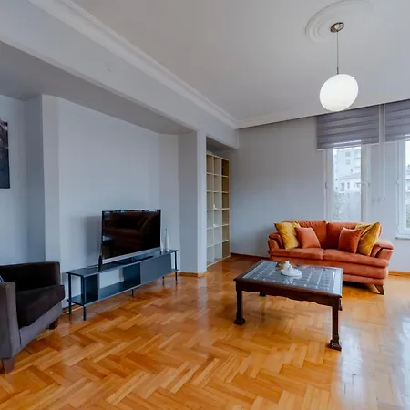 Four-bedroom Family In Managed - Location With Elevator & Two Bathrooms Apartmán Istanbulská provincie